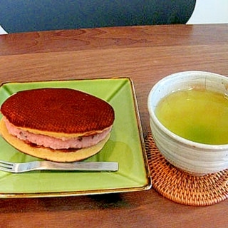 パンケーキミックスで簡単出来立て春生どら焼き♪